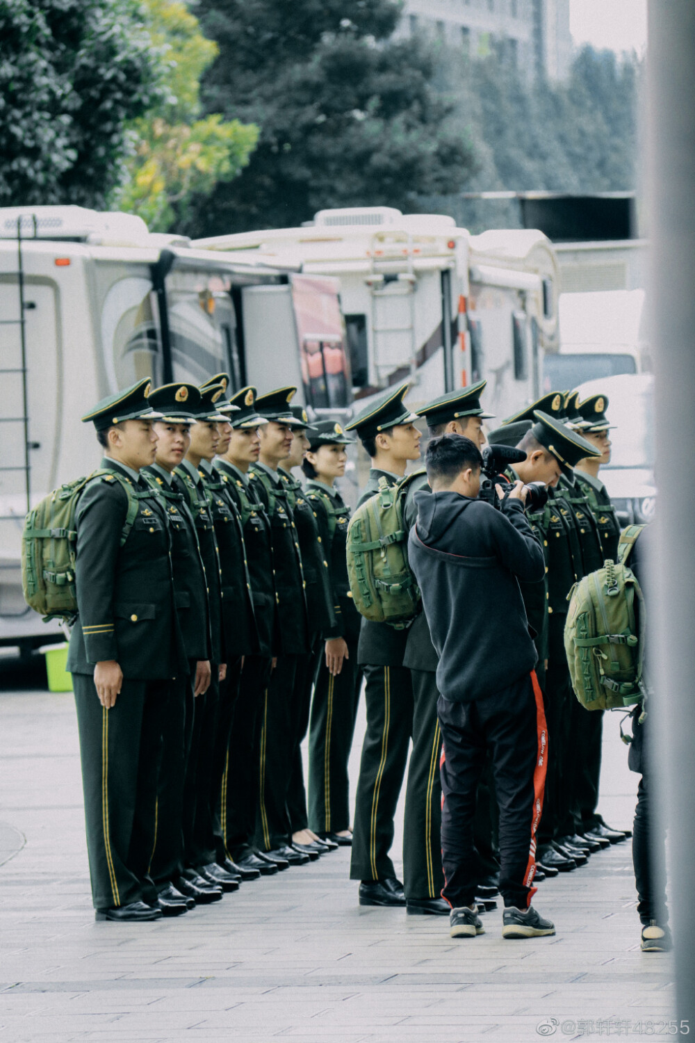 这样的兵哥哥给我来一打