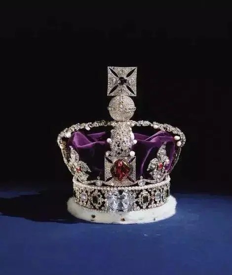 "帝国王冠"(imperial state crown)