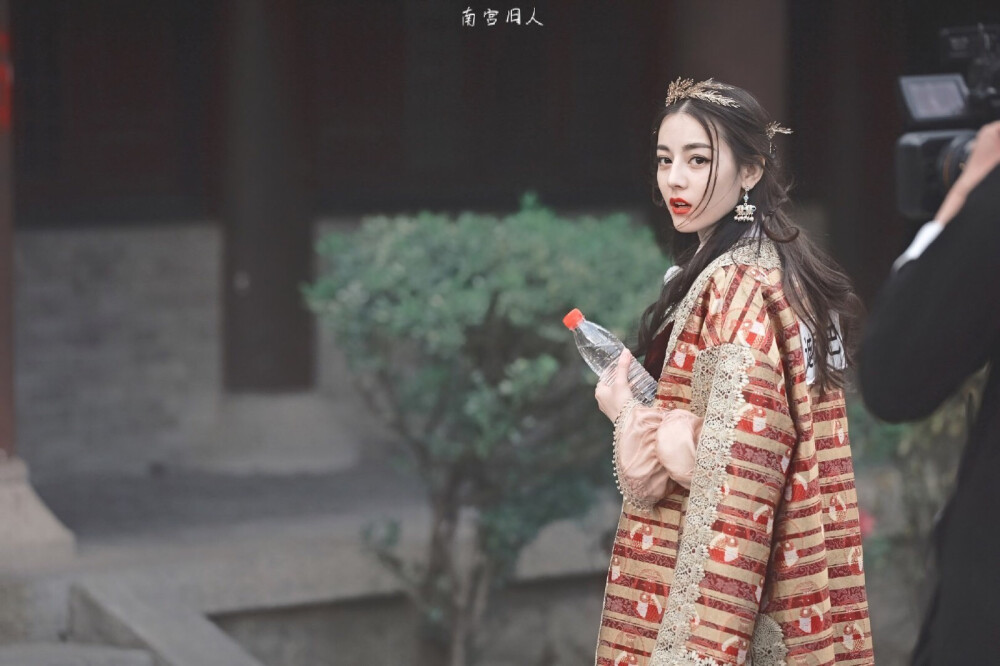 cr：南宫旧人
饭修/迪丽热巴奔跑吧