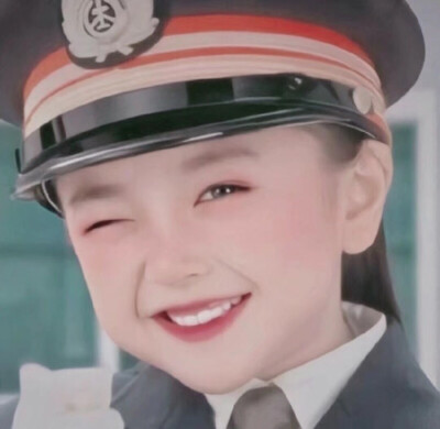 月光落在你的脸上 可爱一如往常