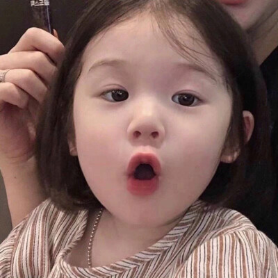 月光落在你的脸上 可爱一如往常