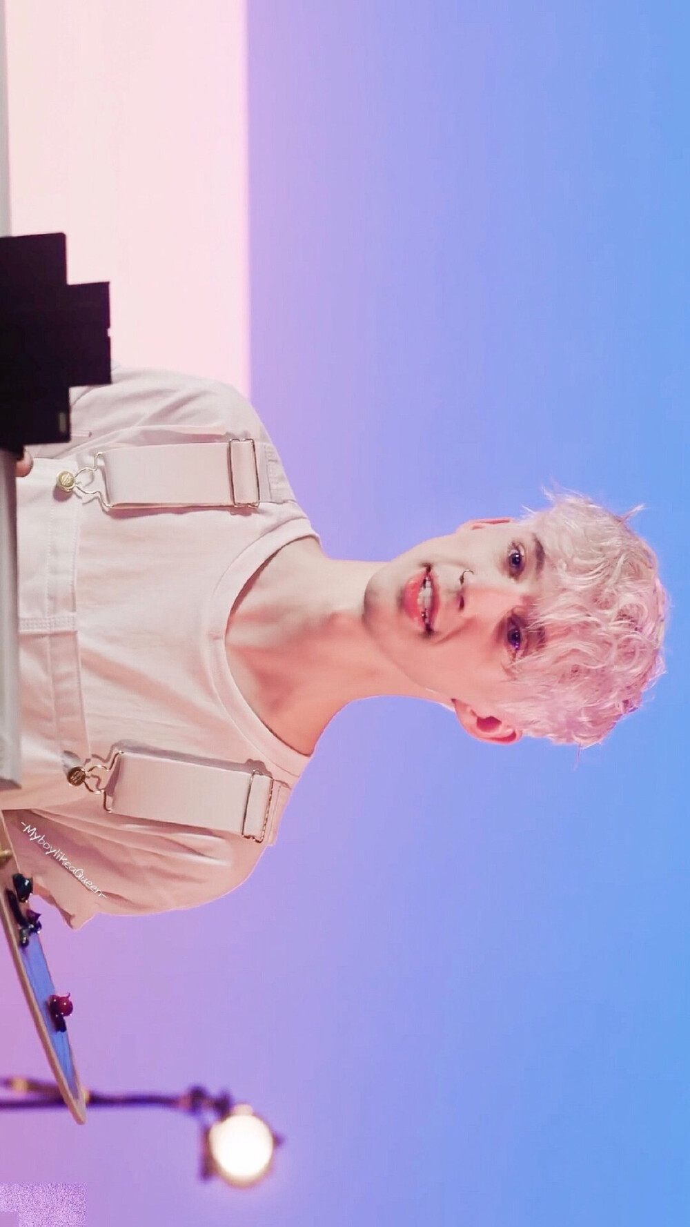 Troye Sivan 戳爷 特洛耶希文