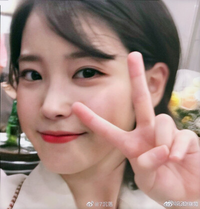 IU♡李知恩 自调
cr.妮妮睡不醒-