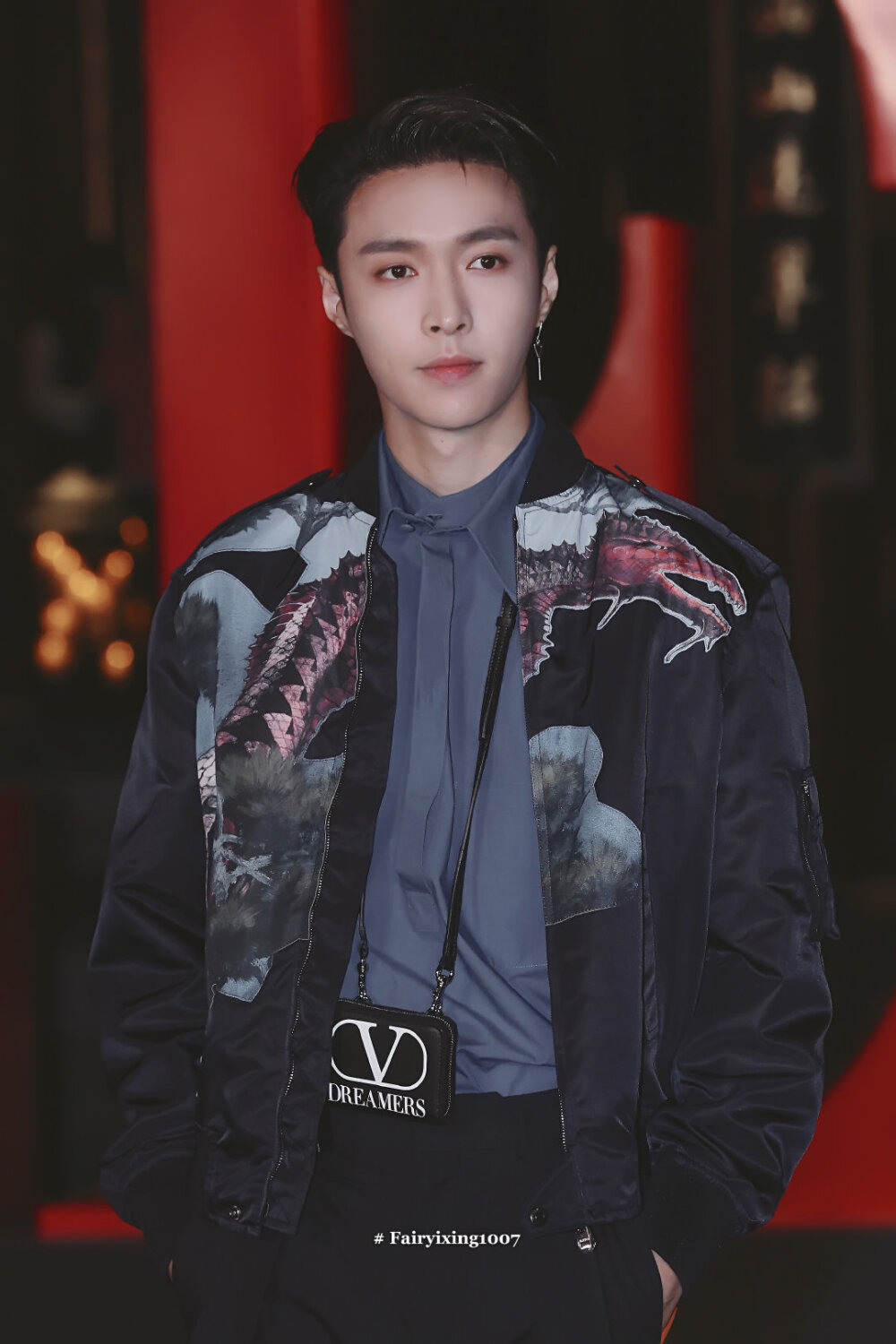 张艺兴
图源:FAIRYIXING1007