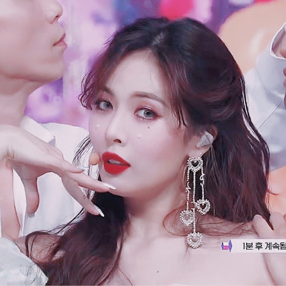 原截陈吟
金泫雅hyuna
姜辞 制
