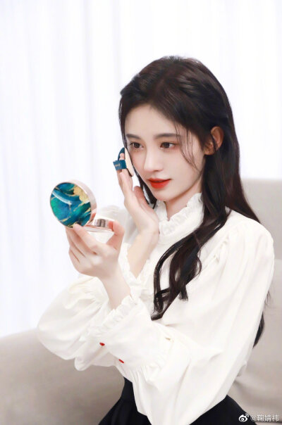 #小鞠鞠婧祎