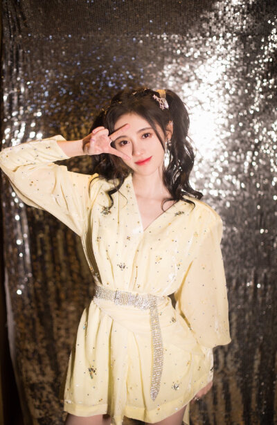 #小鞠鞠婧祎