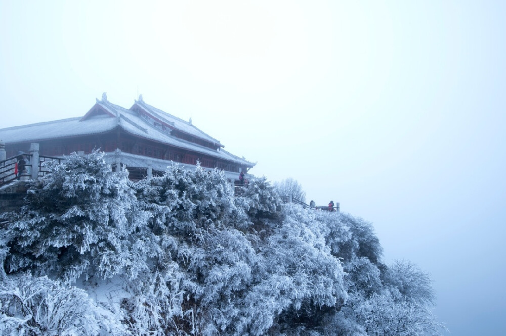 霜雪晴明