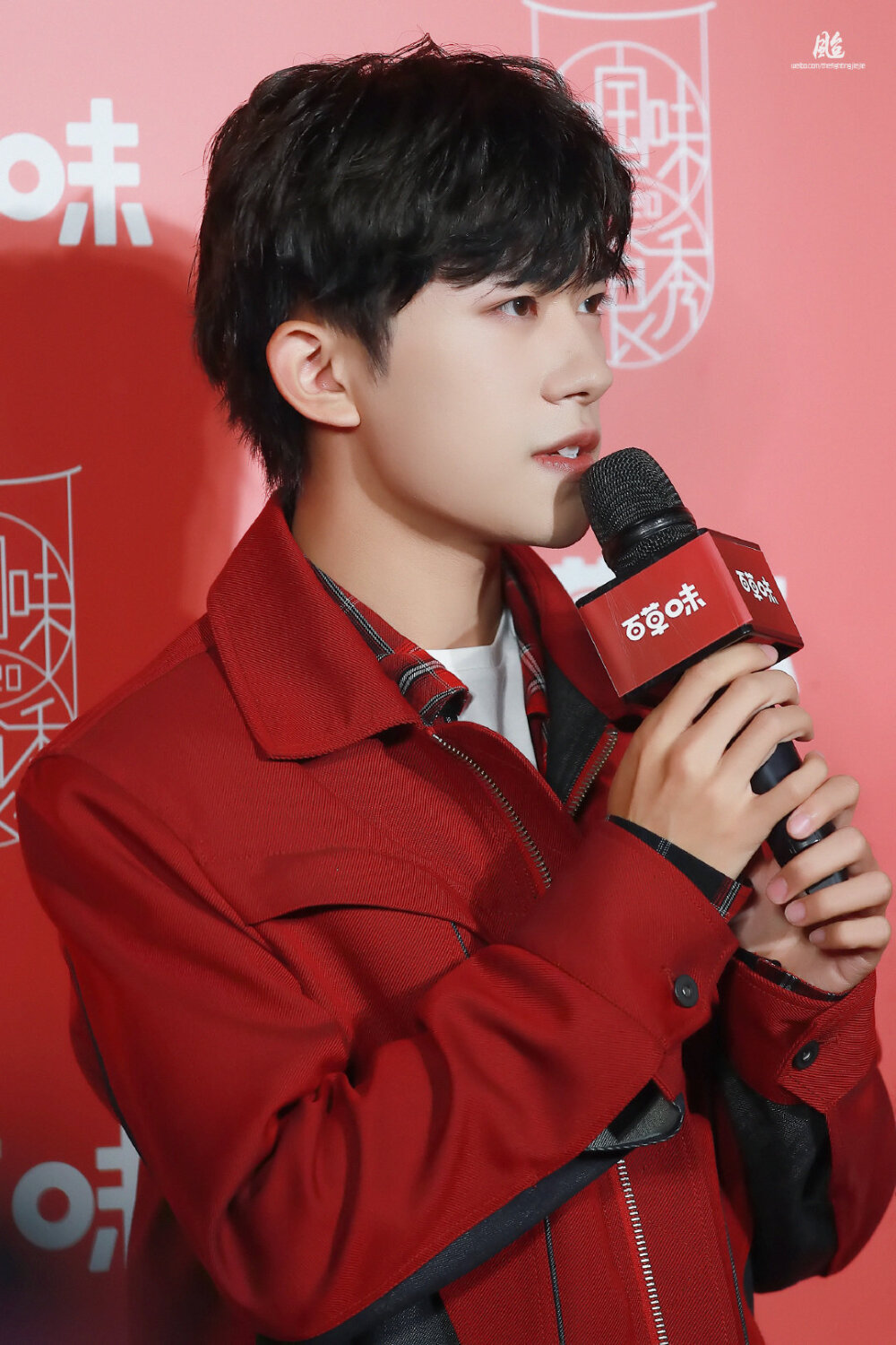 #易烊千玺 #TFBOYS 百草味中国零食秀活动 高清