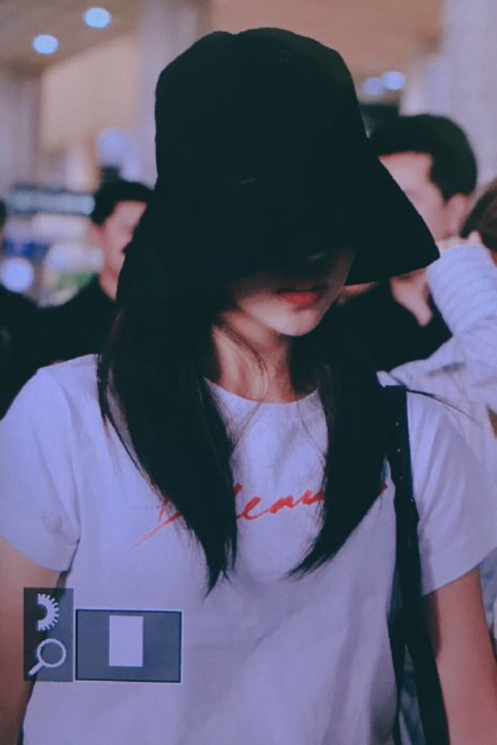 190705机场✈️
帽子小南
cr.水印/微博