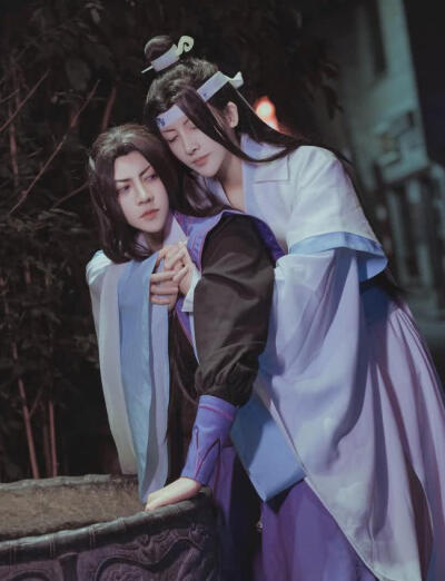 魔道祖师
江澄 江晚吟
蓝涣 蓝曦臣
cos