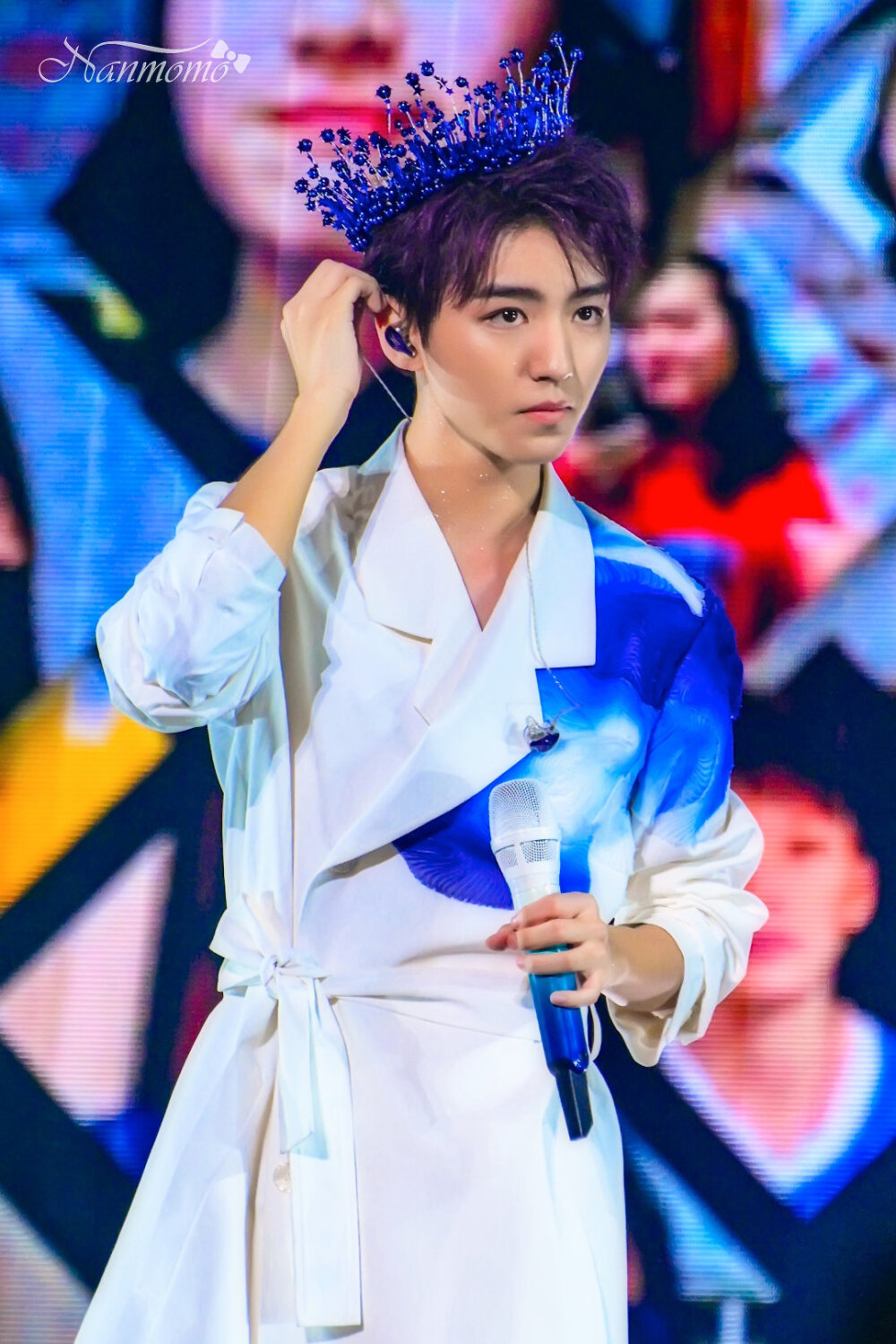 王俊凯 ×2019.11.01 王俊凯2019无边界演唱会×cr：logo