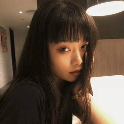 女生头像 高清头像 by：梦茵茵