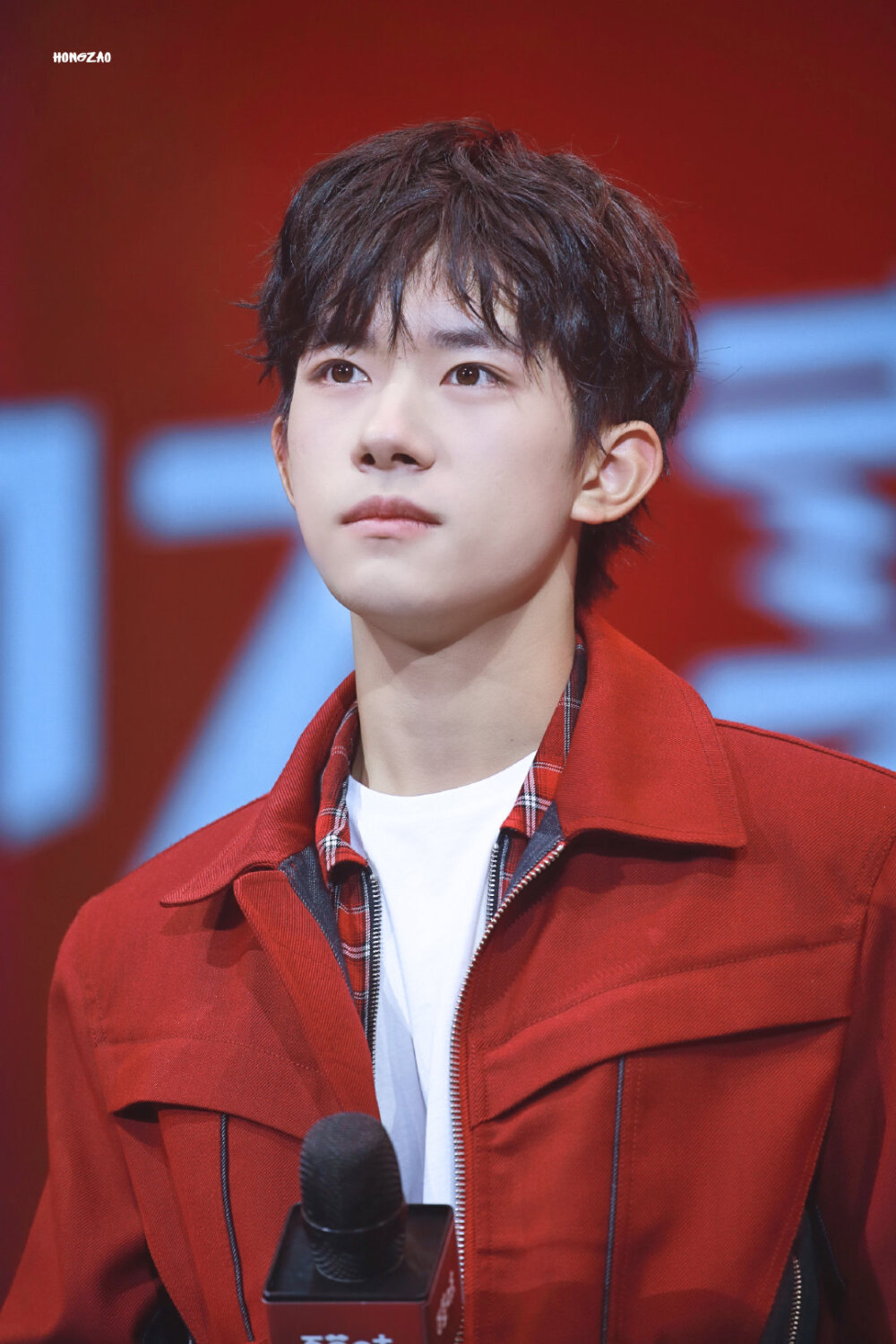 #易烊千玺 #TFBOYS 百草味中国零食秀 高清