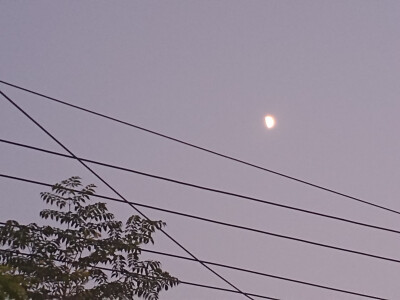 熬过万丈孤独，藏下星辰大海。