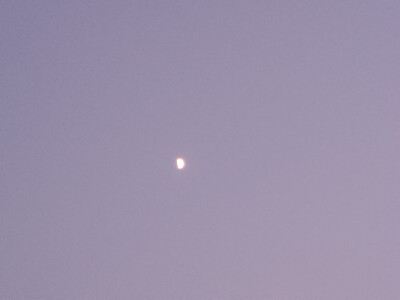 熬过万丈孤独，藏下星辰大海。