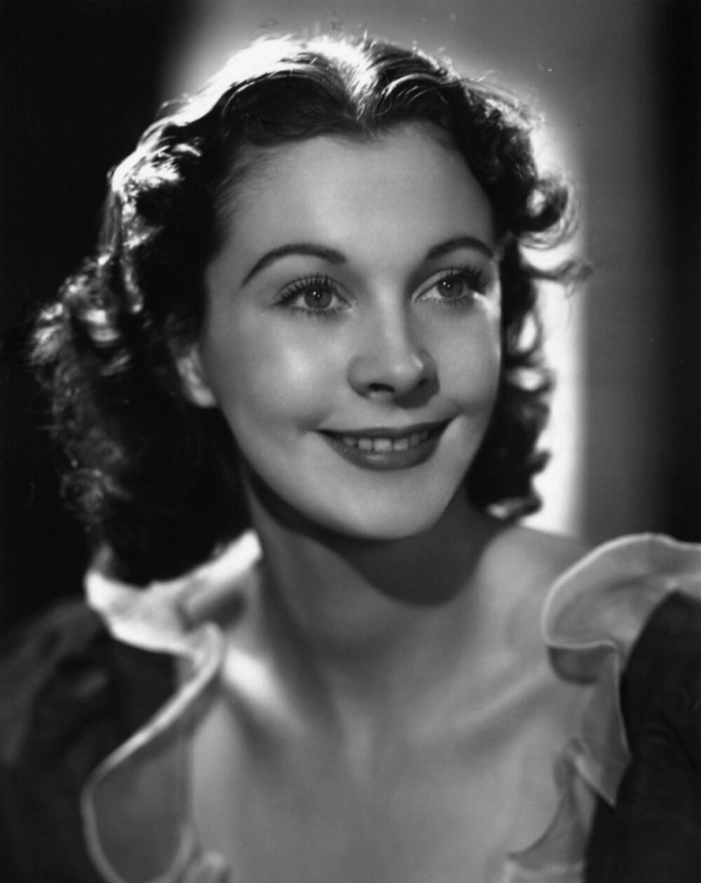 Vivien Leigh
Serena Blandish 《赛琳娜·布兰迪斯》1938
