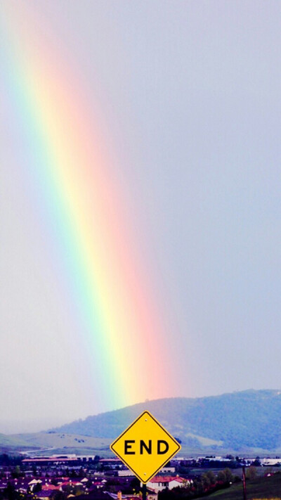 “斯人若彩虹，遇上方知有。”
壁纸 彩虹 美丽 自然