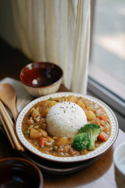 午餐 咖喱鸡肉饭