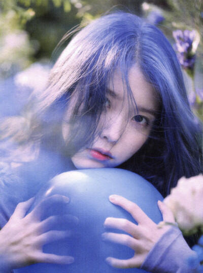 IU LovePoem