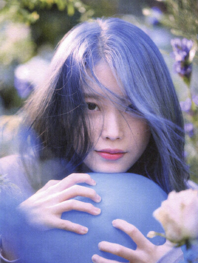 IU LovePoem