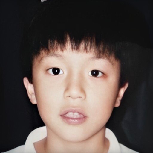 李栋旭