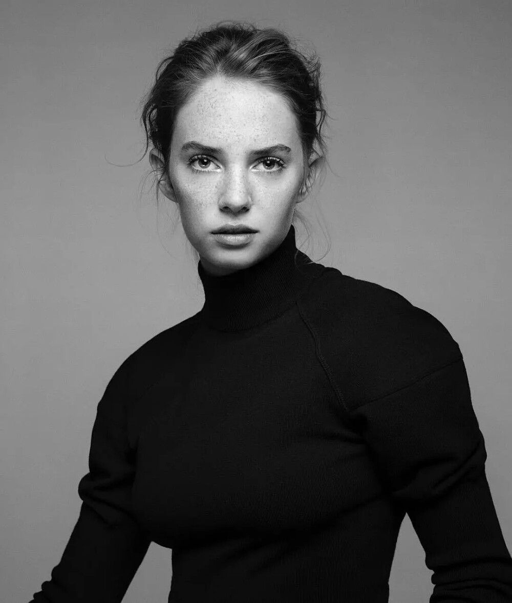 Maya Hawke
