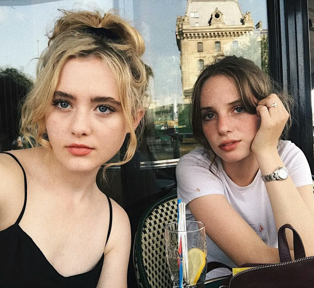 Kathryn Newton和Maya Hawke