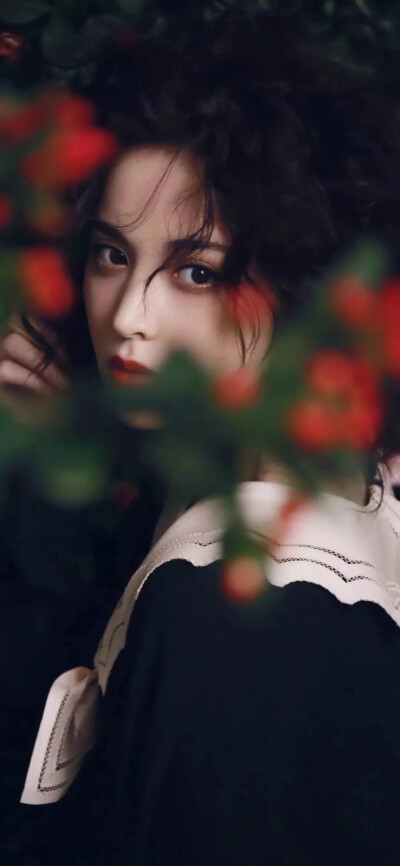 先生眼中满是星辰，唯独没有我