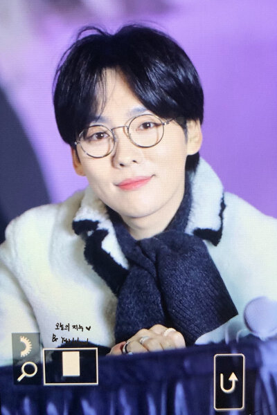 金秦禹 JINU
✎191109 新村签售会✎
✨ⓌⒾⓃⓃⒺⓇ✨