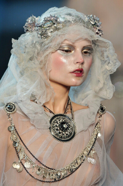 John Galliano Fall 2009