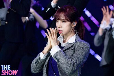 191126
ts舞台照
我们的小夏天长大了啊
美甲少年