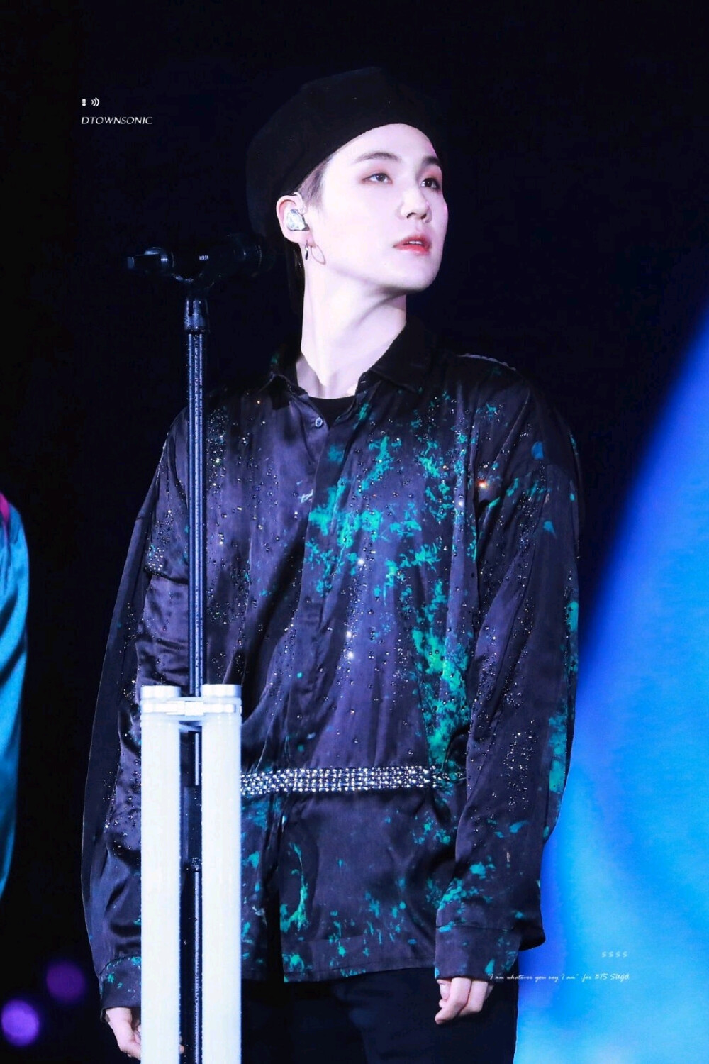 闵玧其ε?(?> ? <)? з闵suga
SWAG满满