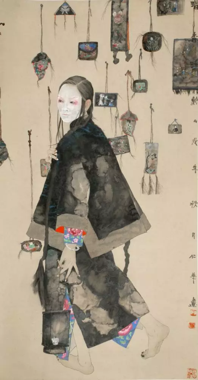 她，小学四年级励志考美院
18岁成为一名普通工人
30岁开始正式学画
56岁声名鹊起终成画家……
著名画家：王仁华
国家一级美术师