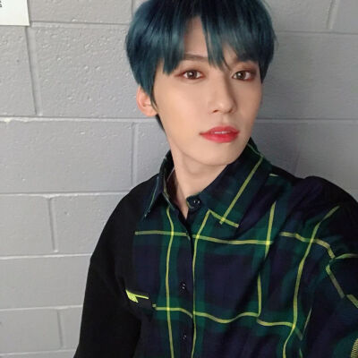 ONEUS 李建熙/KEON HEE
cr.official_oneus