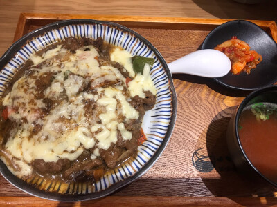 一人食 肥牛饭 芝士牛肉饭 日式料理