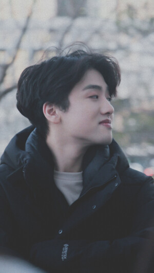 人各自有梦 愿都能实现

喻文波 谢天宇 高振宁 宋义进 小乐言 卢崛