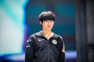 人各自有梦 愿都能实现

喻文波 谢天宇 高振宁 宋义进 小乐言 卢崛