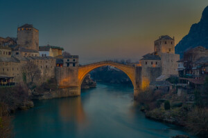 General 2048x1365 city bridge Mostar river Bosnia and Herzegovina old building