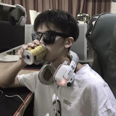 玩网男头