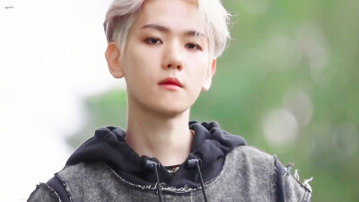 191201【GGBAEK56/32films】[BAEKHYUN-LOG] Jacket Making Film BAEKHYUN ver. 修图/动图