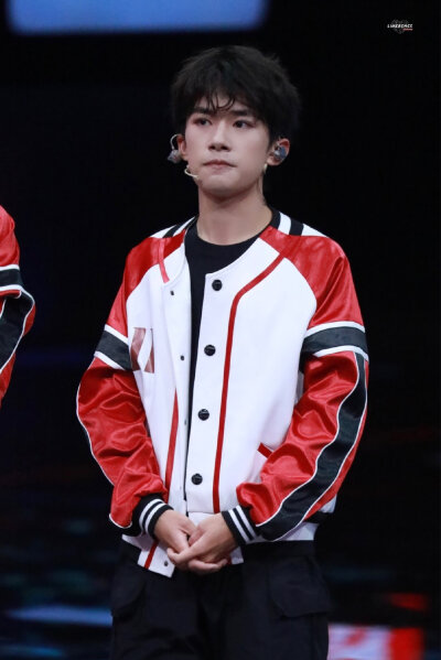 #易烊千玺 #tfboys 天猫双十一狂欢夜