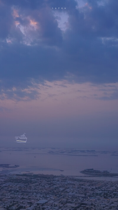 天空壁纸
cr.飞天发光小酥肉