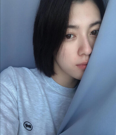 三吉彩花