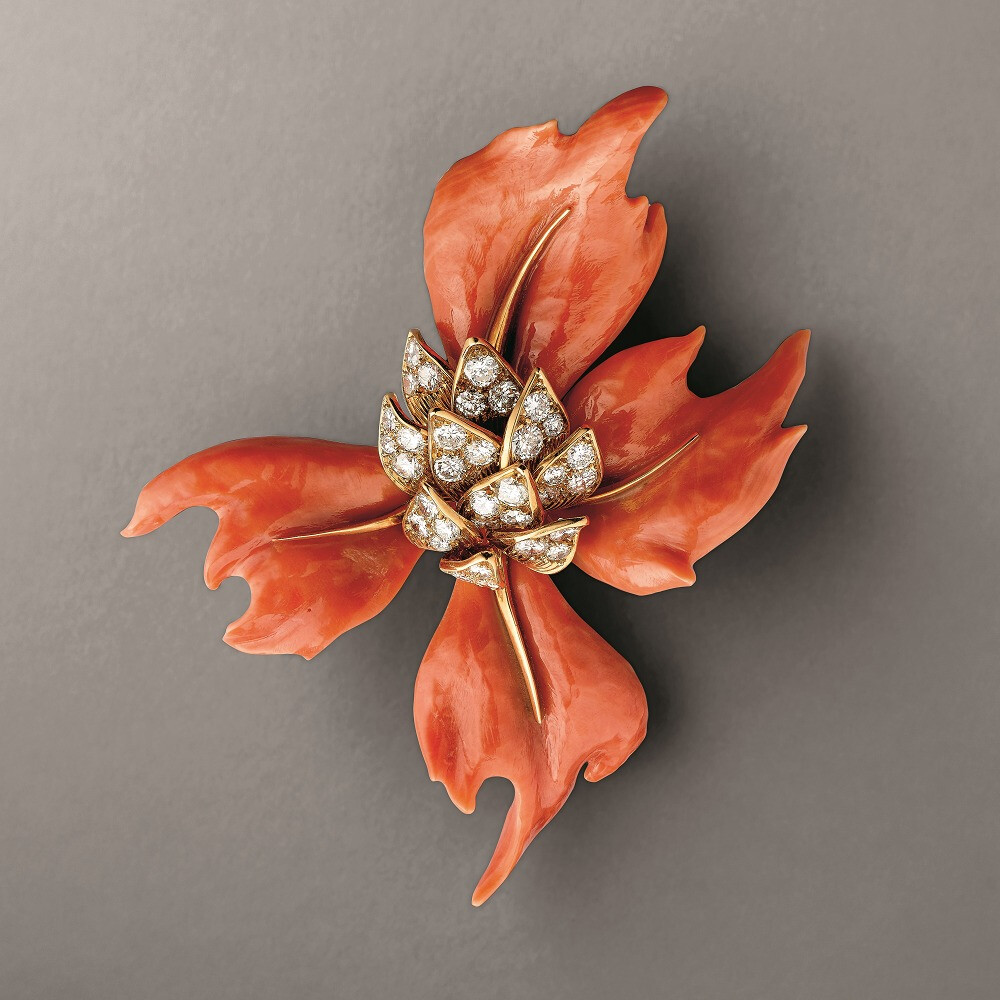 Flower 钻石红珊瑚胸针，by Chaumet，1975