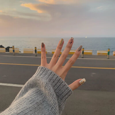 ◡̈