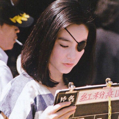 难得更一次的港风头像
CS₁₀₇
