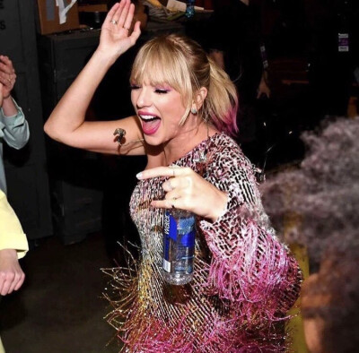 Drunk Taylor