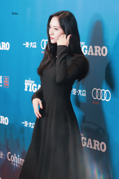 郑秀晶krystal cr.KissSoo郑秀晶中文站