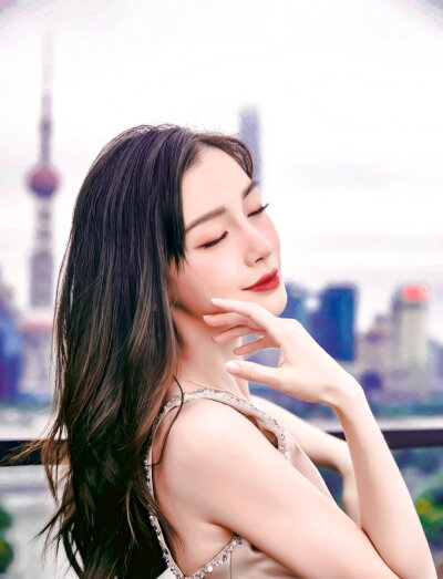 杨颖／高清美图
图源：wb 怡子有个颖
AB超美套图